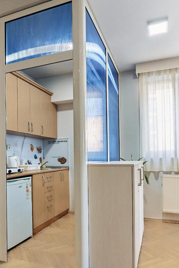 Cubic Central Lux Ni Exterior foto